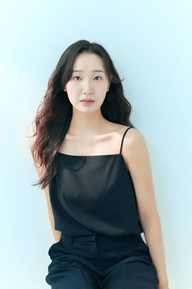 Song Dami Thumbnail image