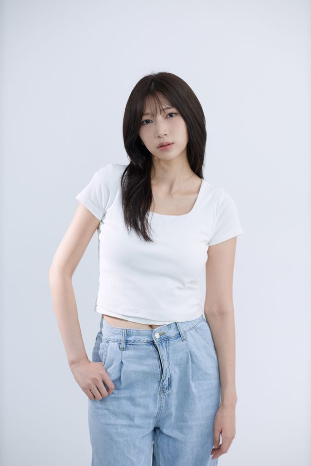 キム・スヨン サムネイル画像