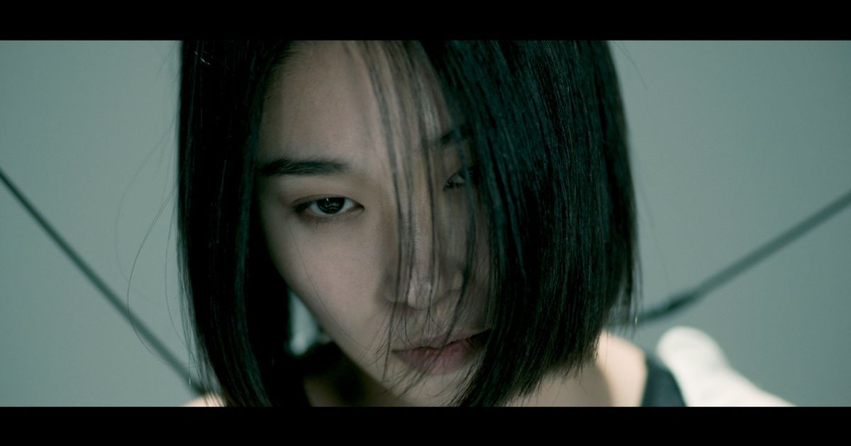 イ・ユリ サムネイル画像