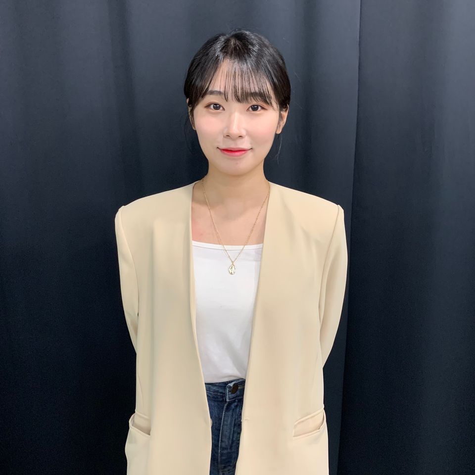 イ・ユリ サムネイル画像