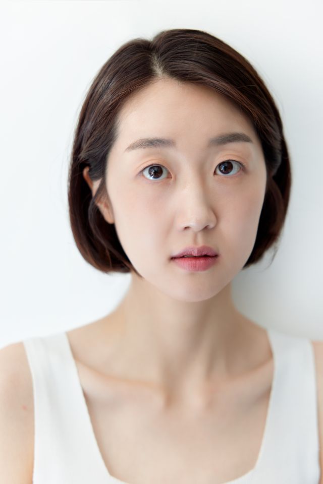 Seo Hee-su Thumbnail image