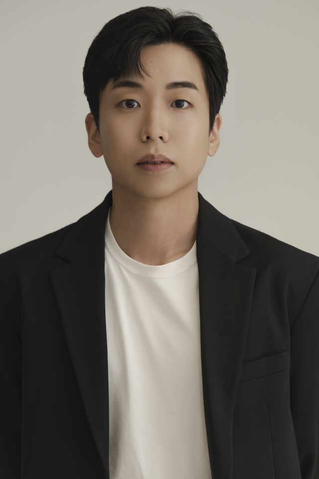 심민기 Thumbnail image