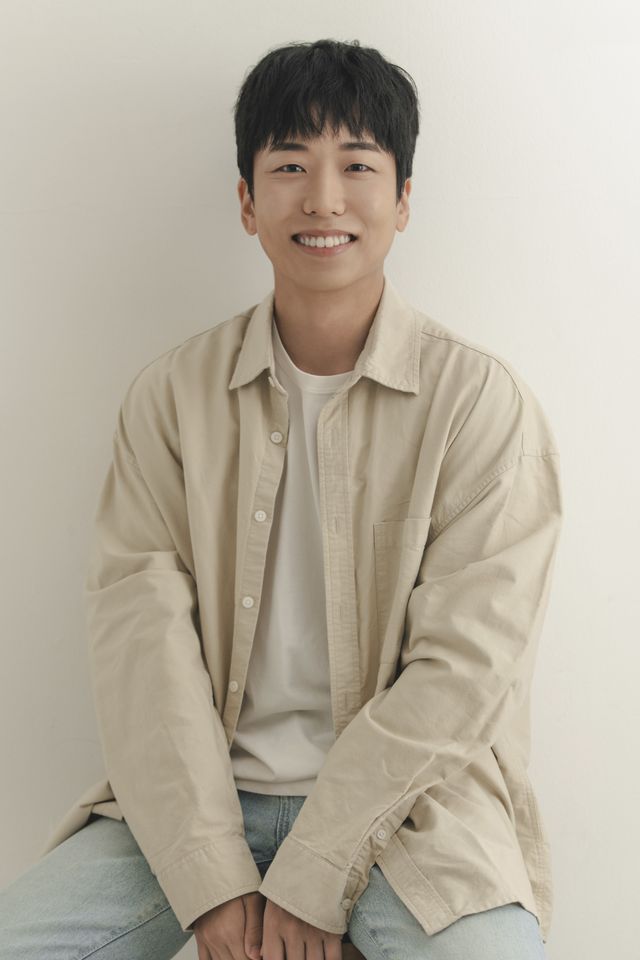 심민기 Thumbnail image