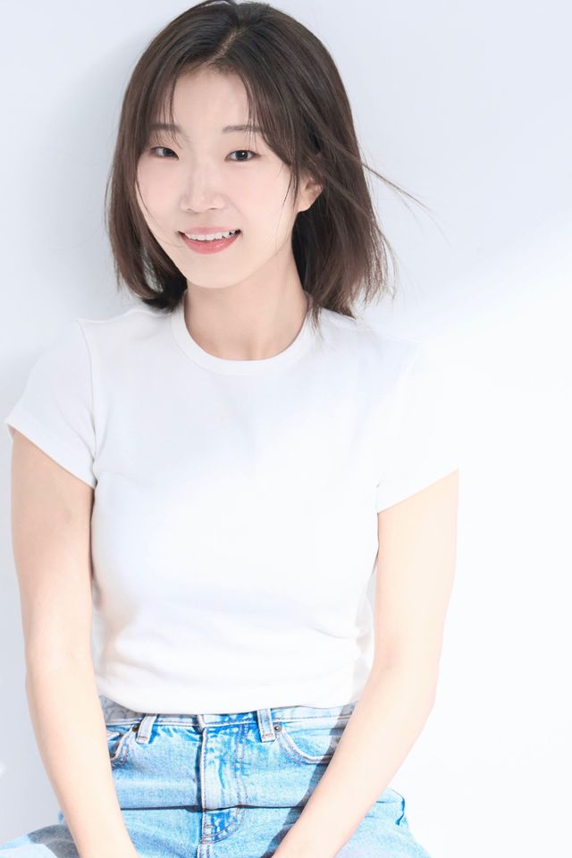 윤로빈 Ảnh thu nhỏ