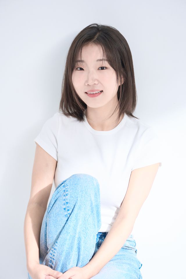 윤로빈 Ảnh thu nhỏ