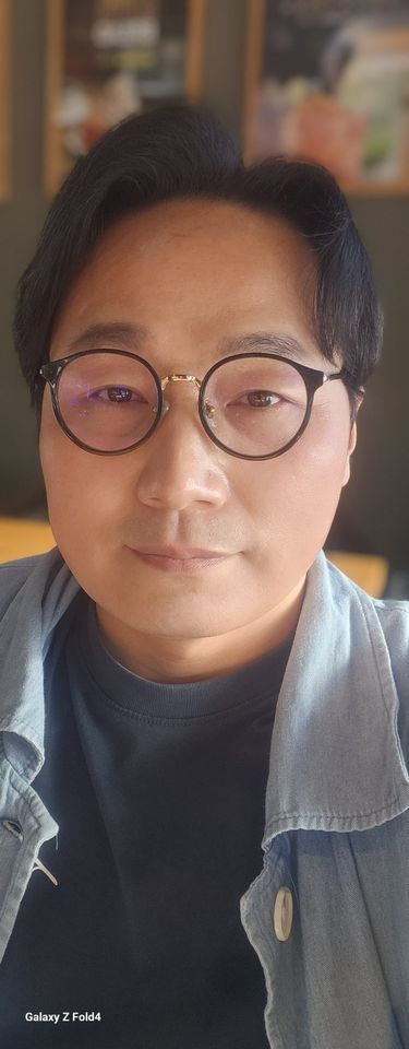 パク・ジュンヒー サムネイル画像