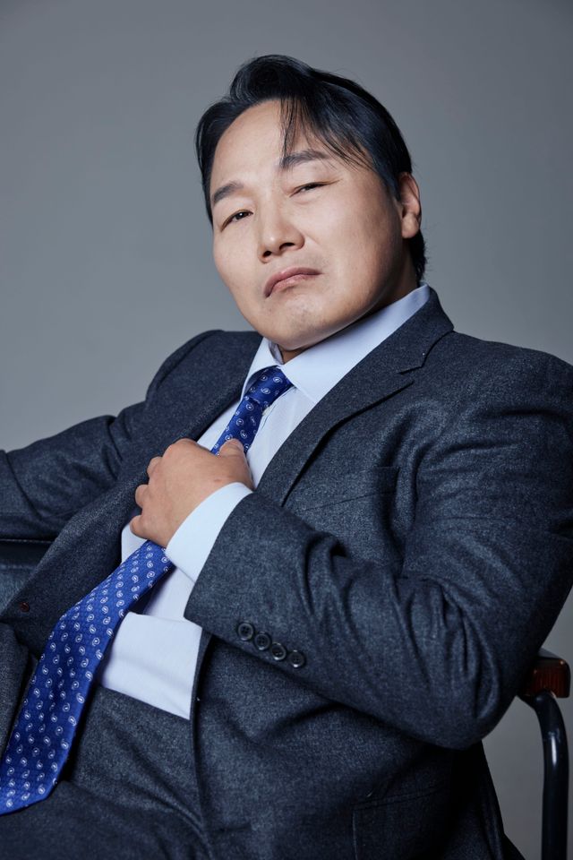 パク・ジュンヒー サムネイル画像