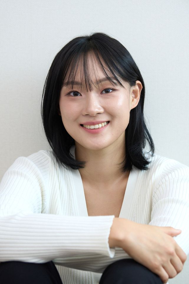 カン・へリン サムネイル画像