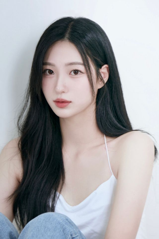 안혜인 썸네일 이미지