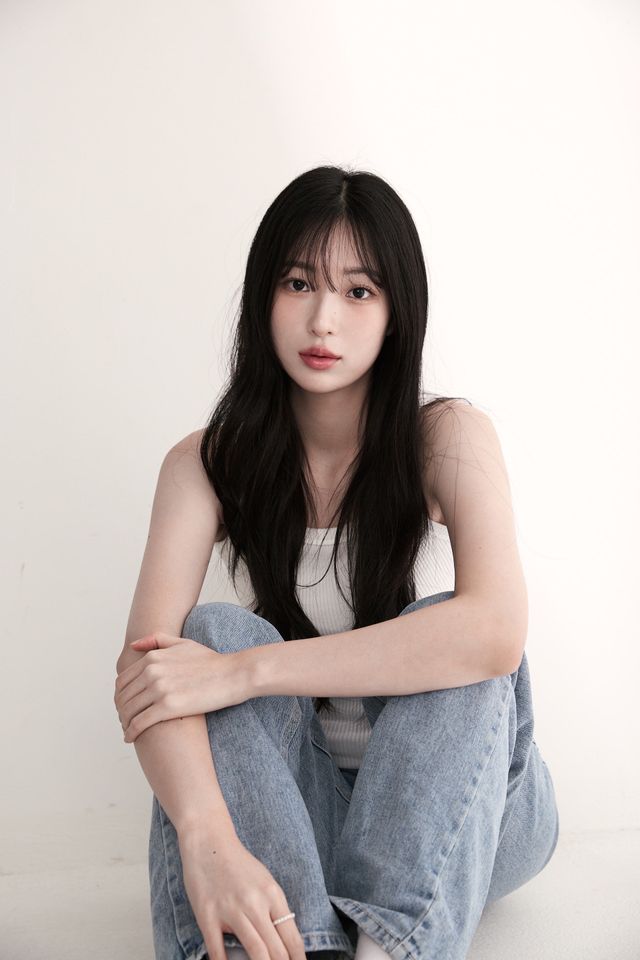 안혜인 썸네일 이미지