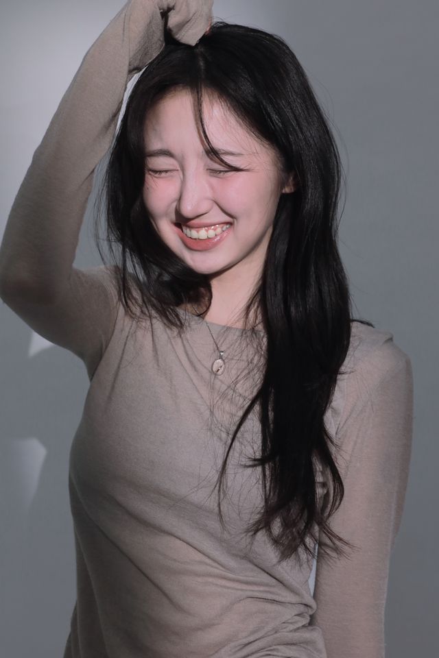 한사빈 썸네일 이미지