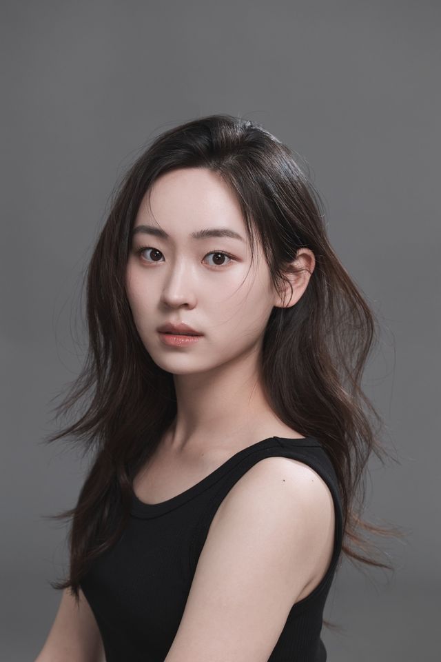 Lee Min-ju Ảnh thu nhỏ