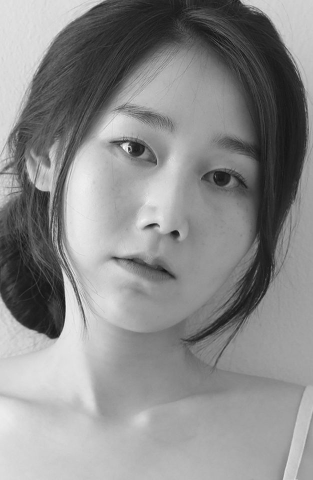 Son Ji-yi Ảnh thu nhỏ