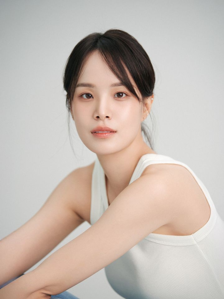 ホン・ユナ サムネイル画像