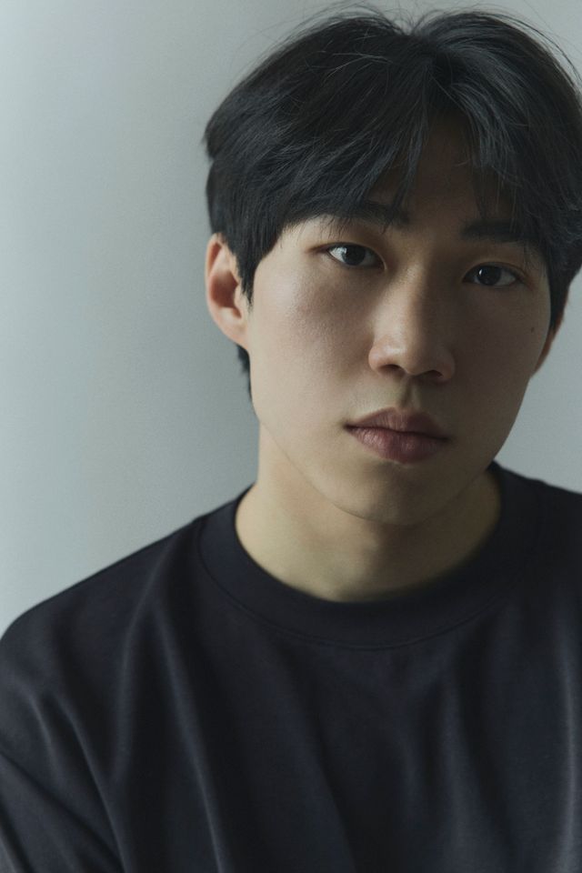 イ・スハ サムネイル画像