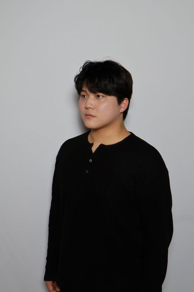 キム・ジェヒョン サムネイル画像