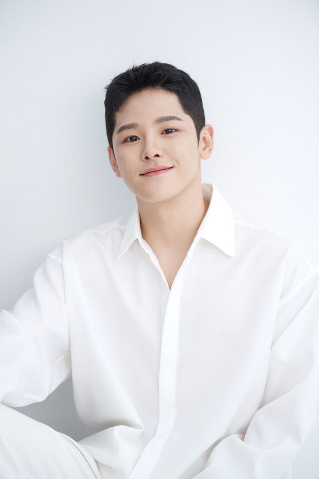 Bae Yoon Thumbnail image