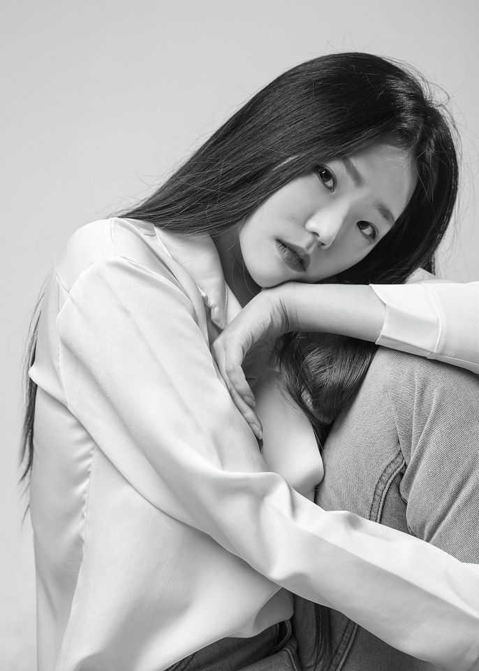 Kim Min-seo Thumbnail image