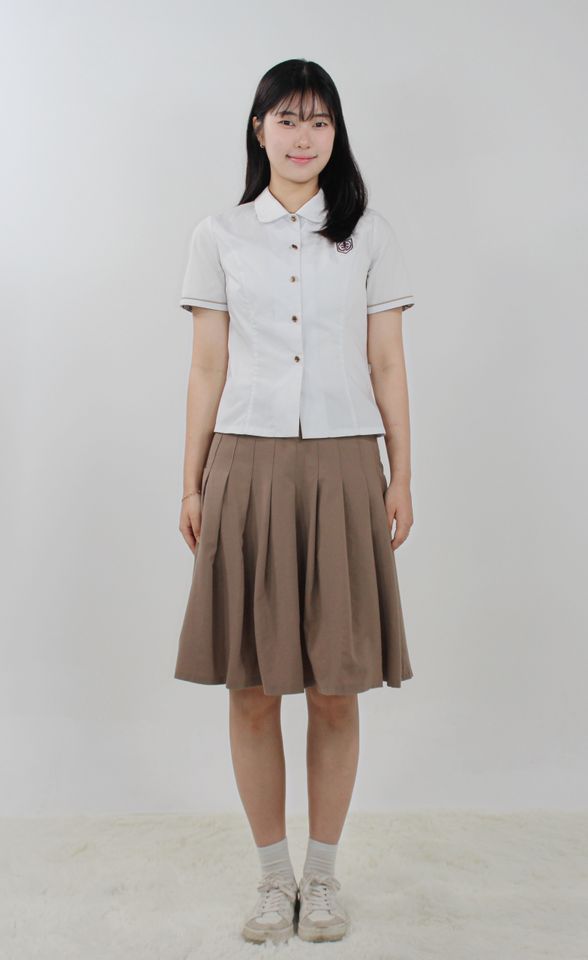 Kim I-sol Thumbnail image