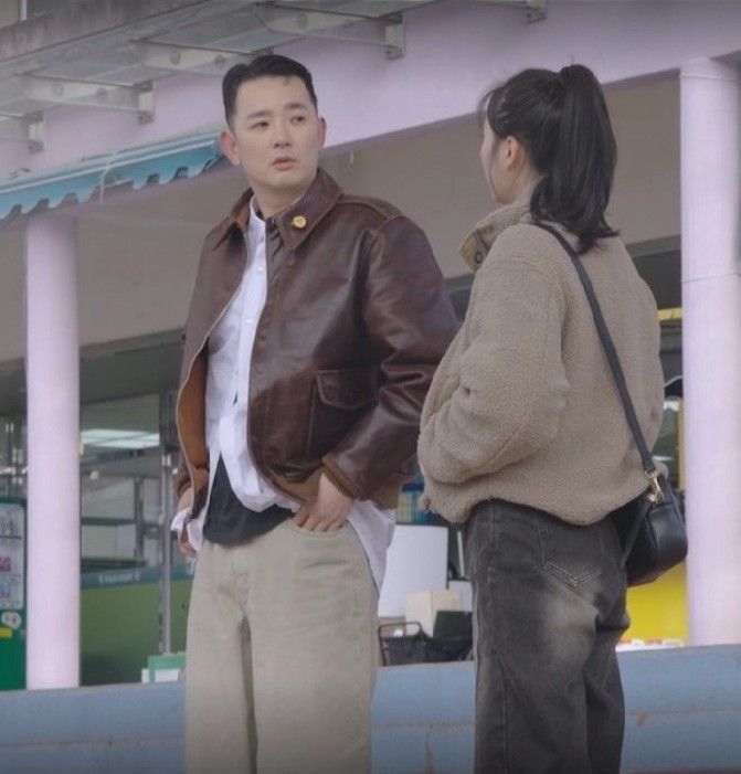 윤정욱 ภาพขนาดย่อ