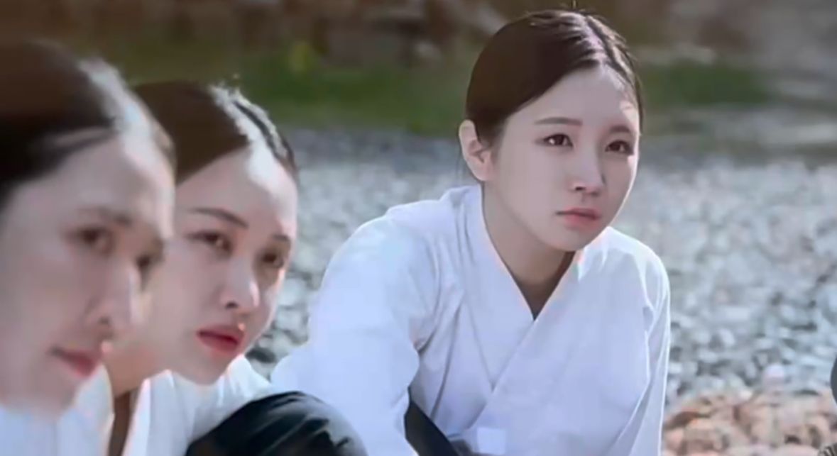 송류아 썸네일 이미지