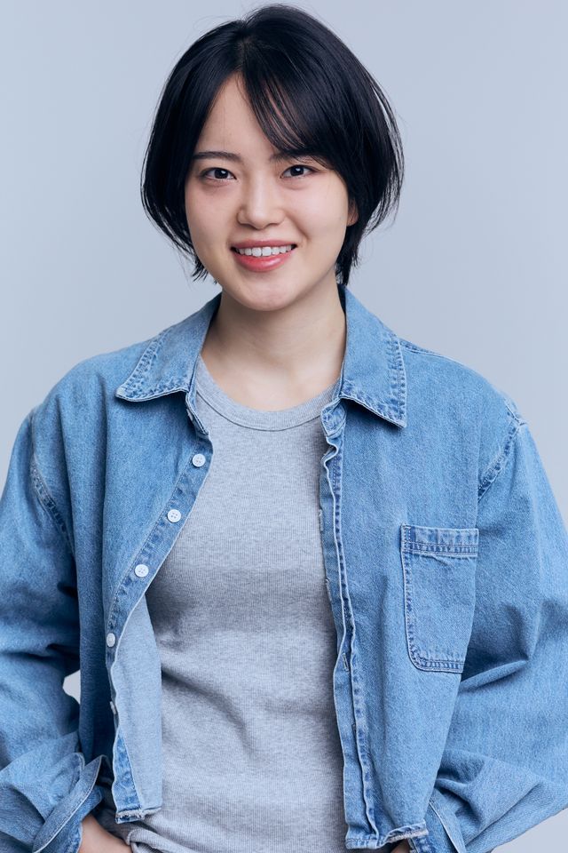 キム・ユジン サムネイル画像