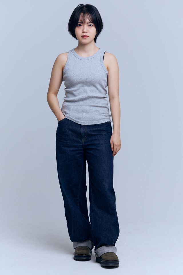 キム・ユジン サムネイル画像