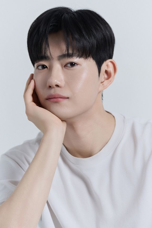 Kim Jeong-seok Ảnh thu nhỏ