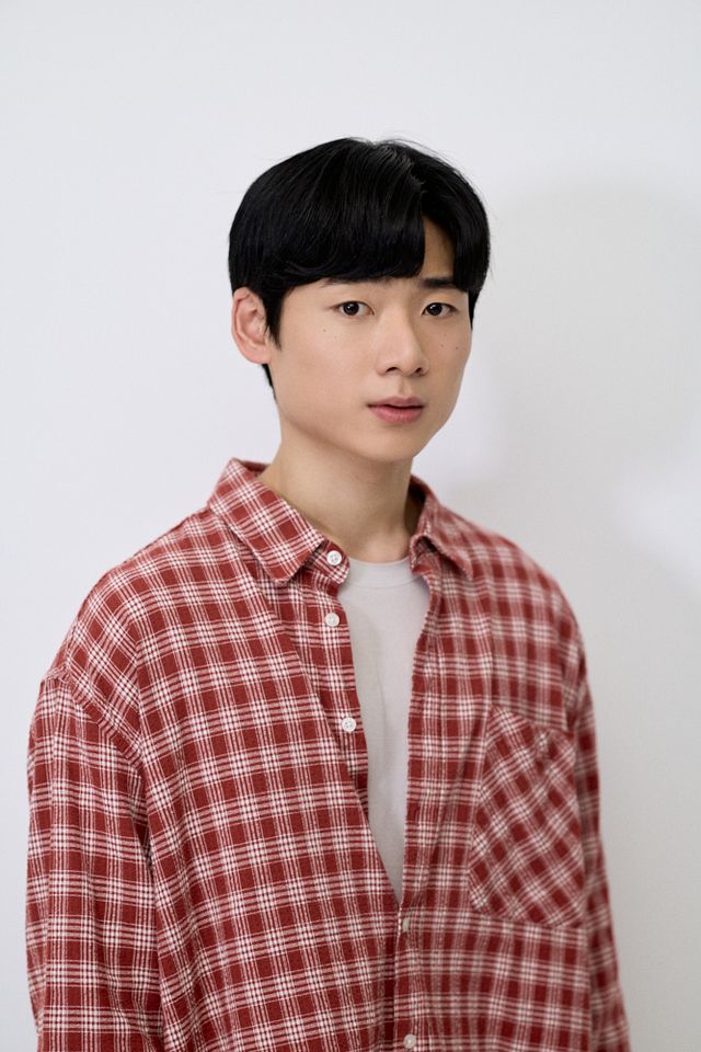 황인한 ภาพขนาดย่อ