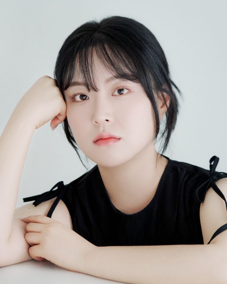 신진아 썸네일 이미지