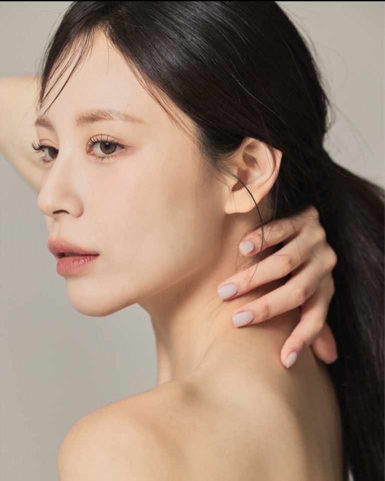 โก ยูนา ภาพขนาดย่อ