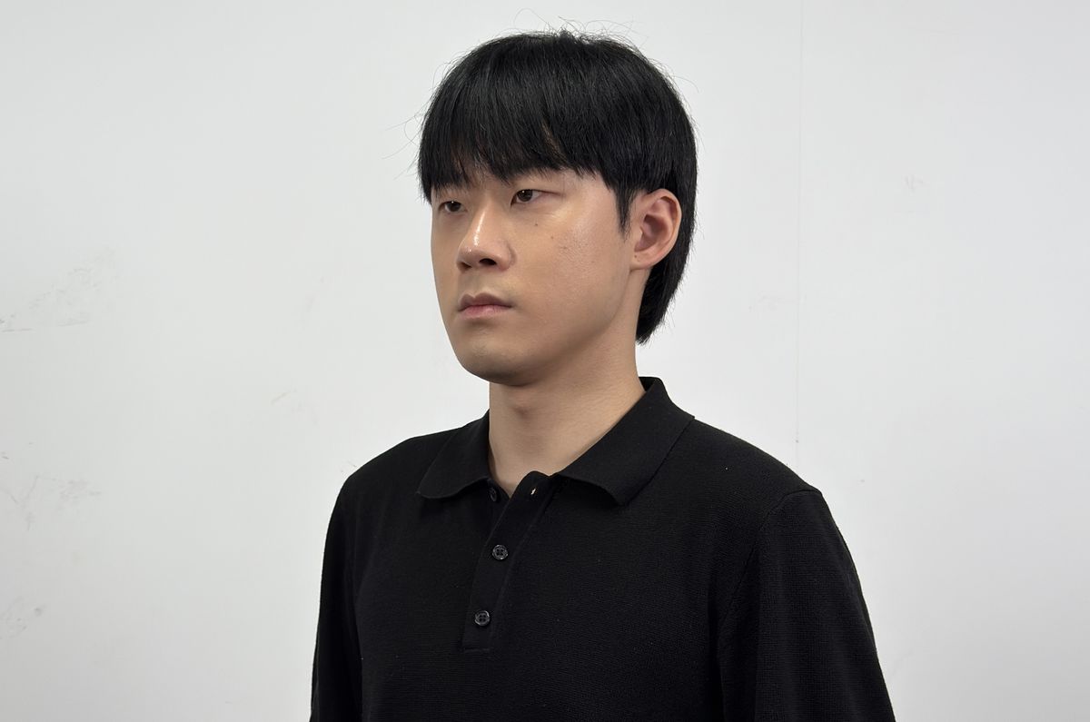 イ・ドンフン サムネイル画像