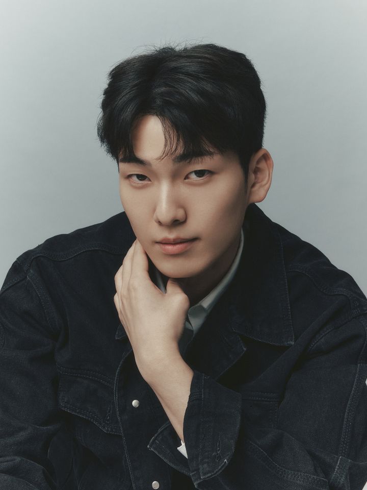 キム・ユビン サムネイル画像