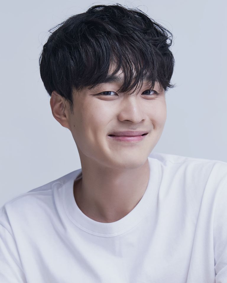 Kim Dong-gyun Ảnh thu nhỏ