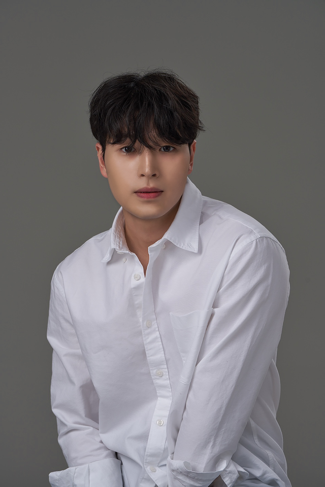 イ・テフン サムネイル画像