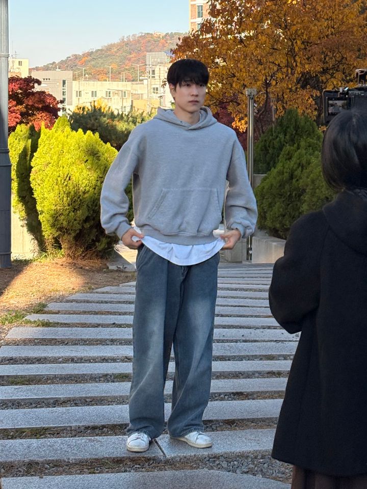 ユ ハソン サムネイル画像