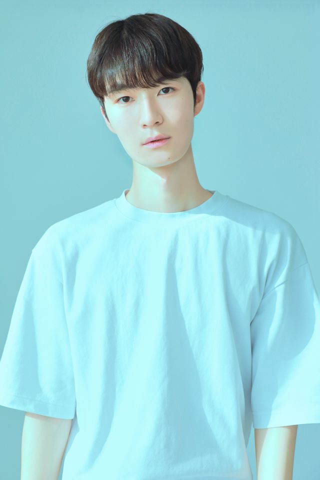 イ・ジファン サムネイル画像