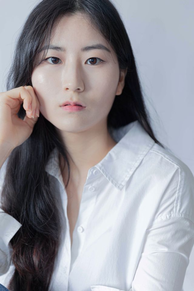 윤현지 썸네일 이미지