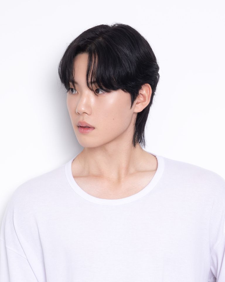 イ・ゴンホ サムネイル画像