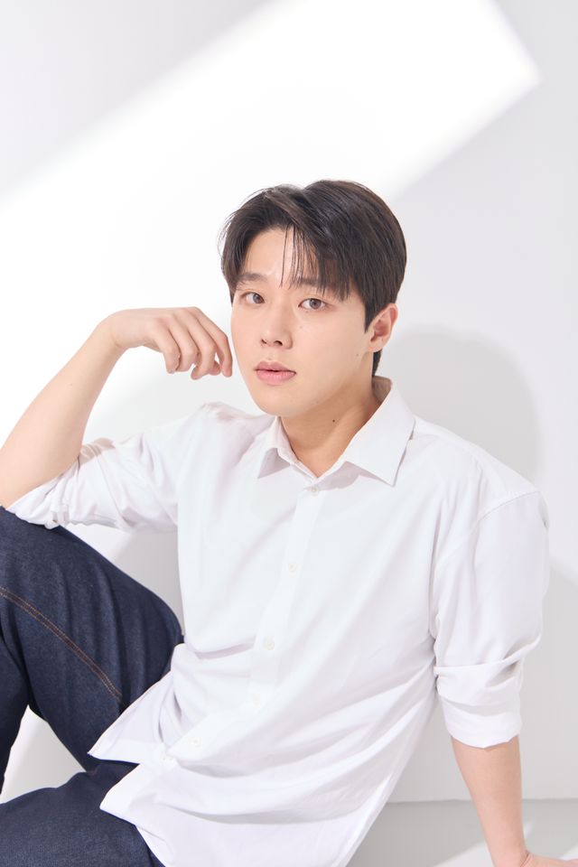 แบ็ก อีออน ภาพขนาดย่อ