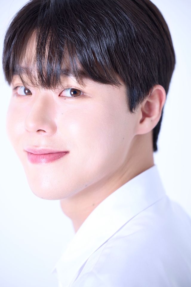 แบ็ก อีออน ภาพขนาดย่อ