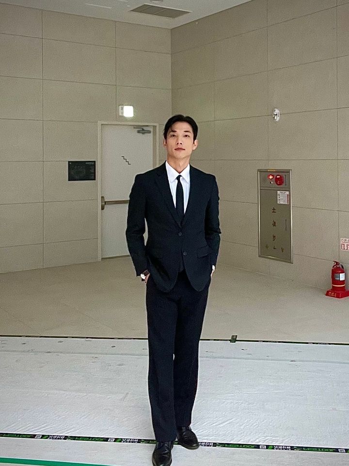 キム・テジン サムネイル画像