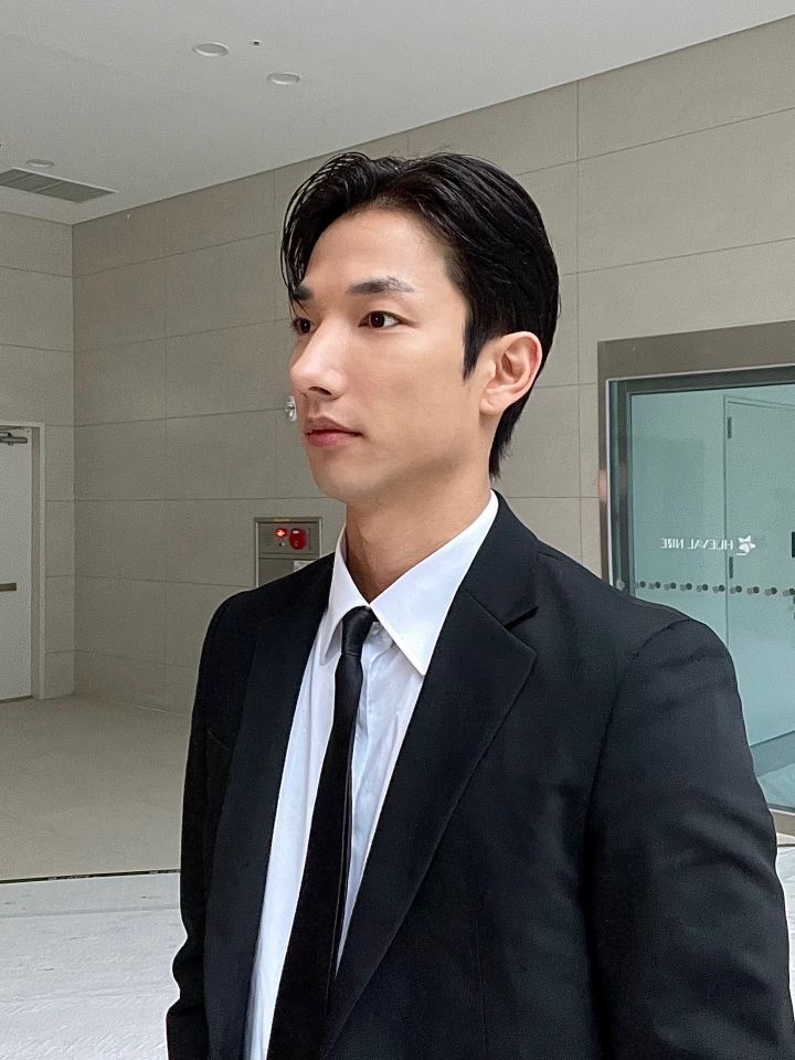 キム・テジン サムネイル画像