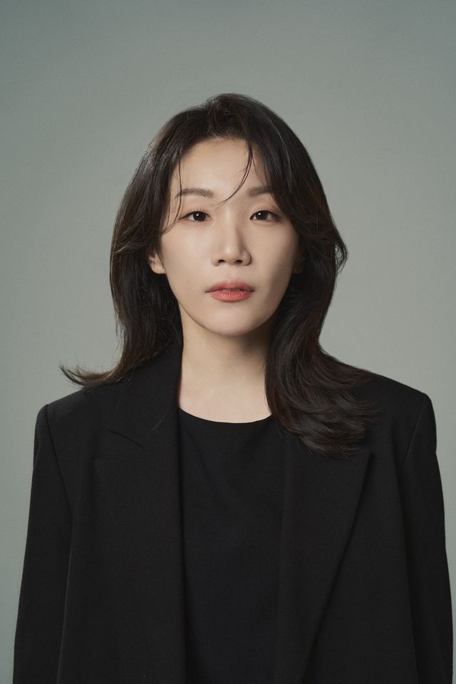 신선아 Thumbnail image