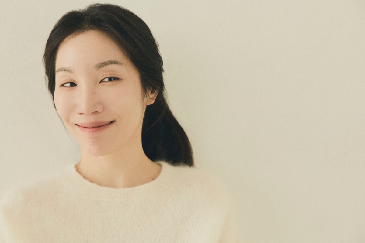 신선아 Thumbnail image