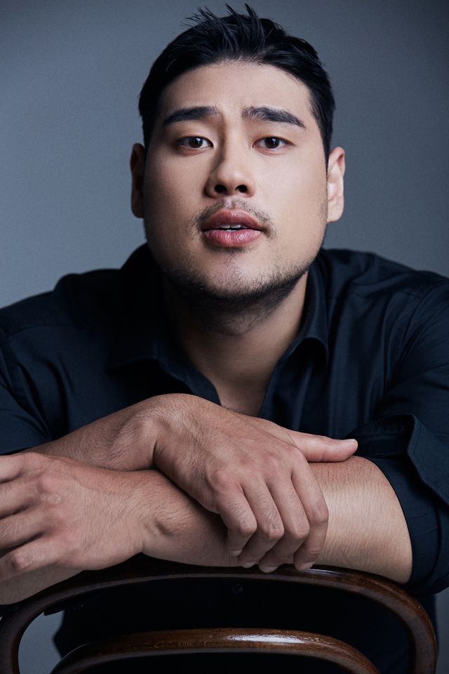 シン・ソンヒ サムネイル画像