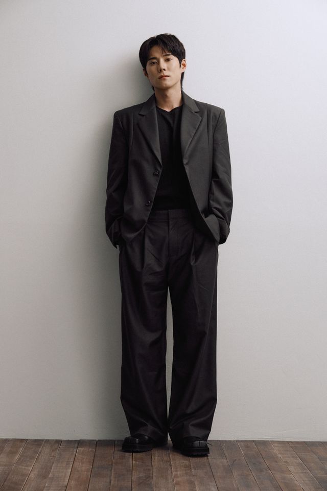 김루이 썸네일 이미지