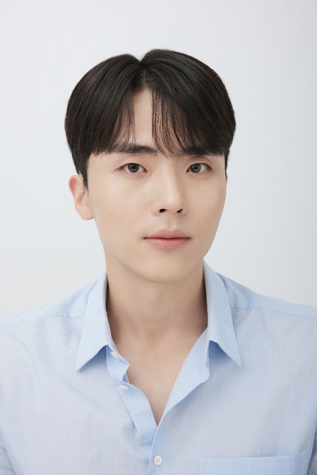 나상엽 サムネイル画像