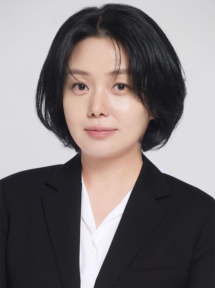 イ・ハリ サムネイル画像