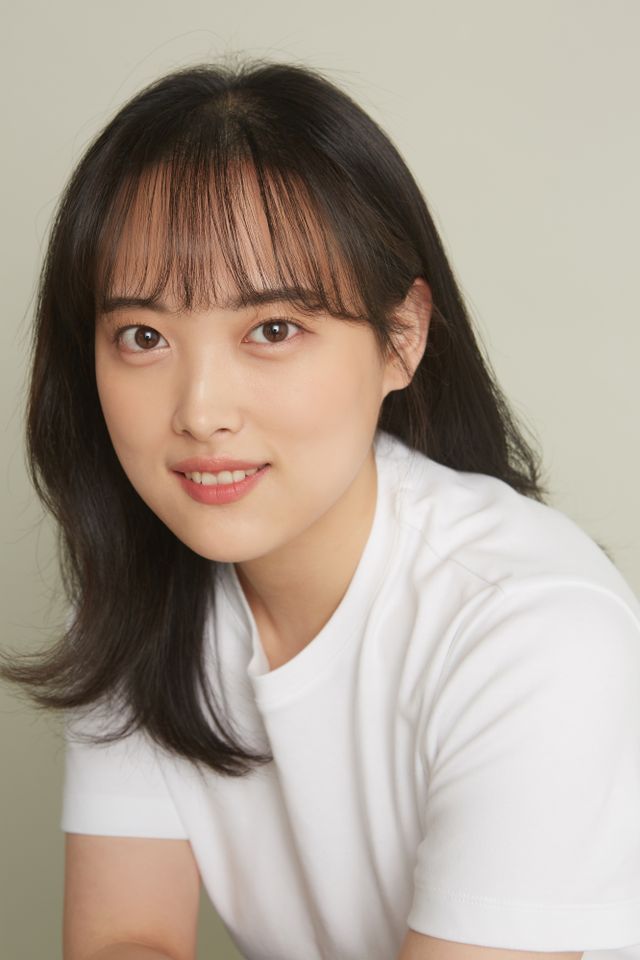 원지윤 썸네일 이미지